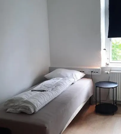 Private In A Shared Privatunterkunft Odense